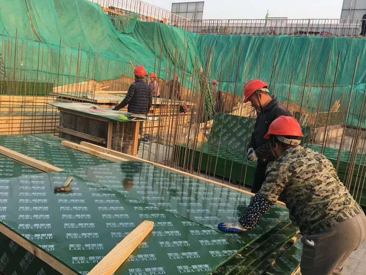 萊亞普萊德塑面建筑模板質量對環(huán)保的重要性